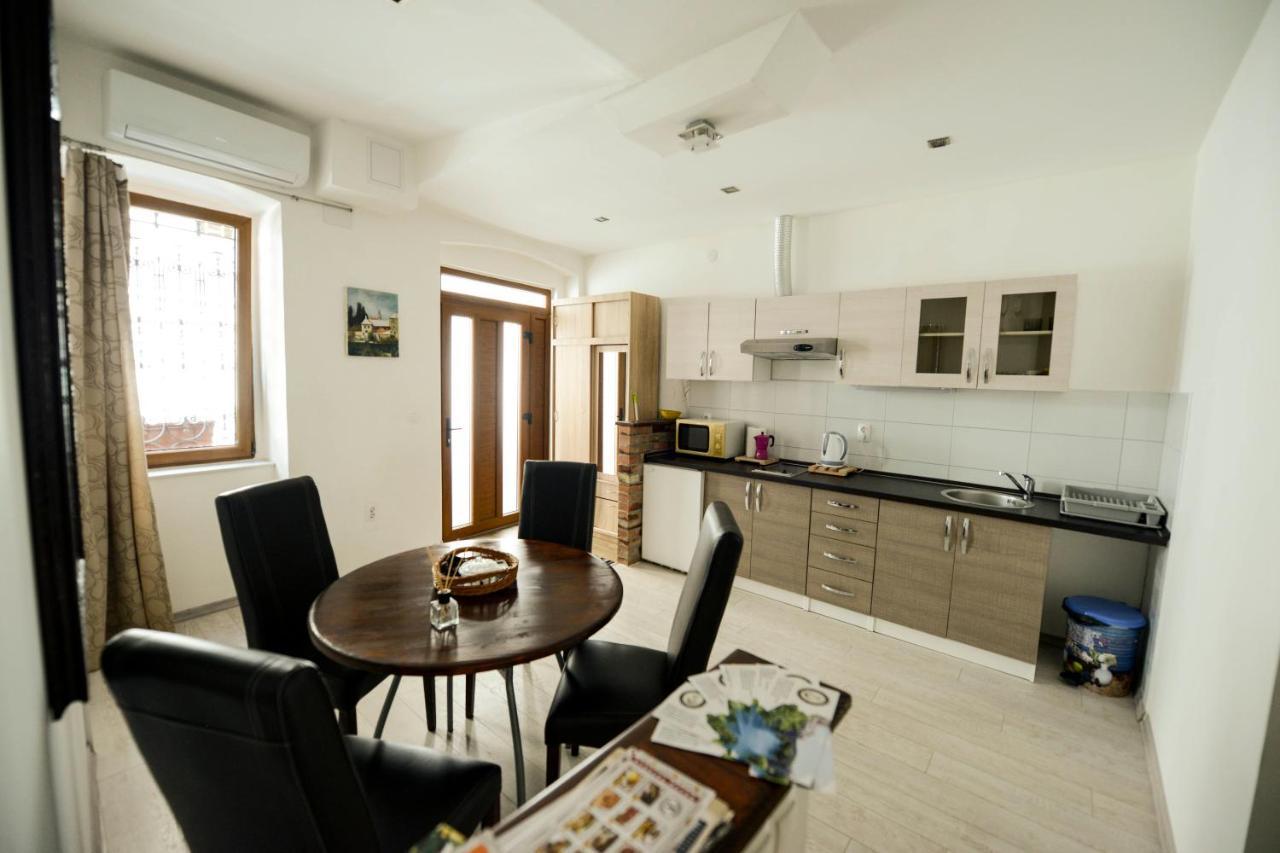 Apartment Citta Vecchia Мостар Экстерьер фото